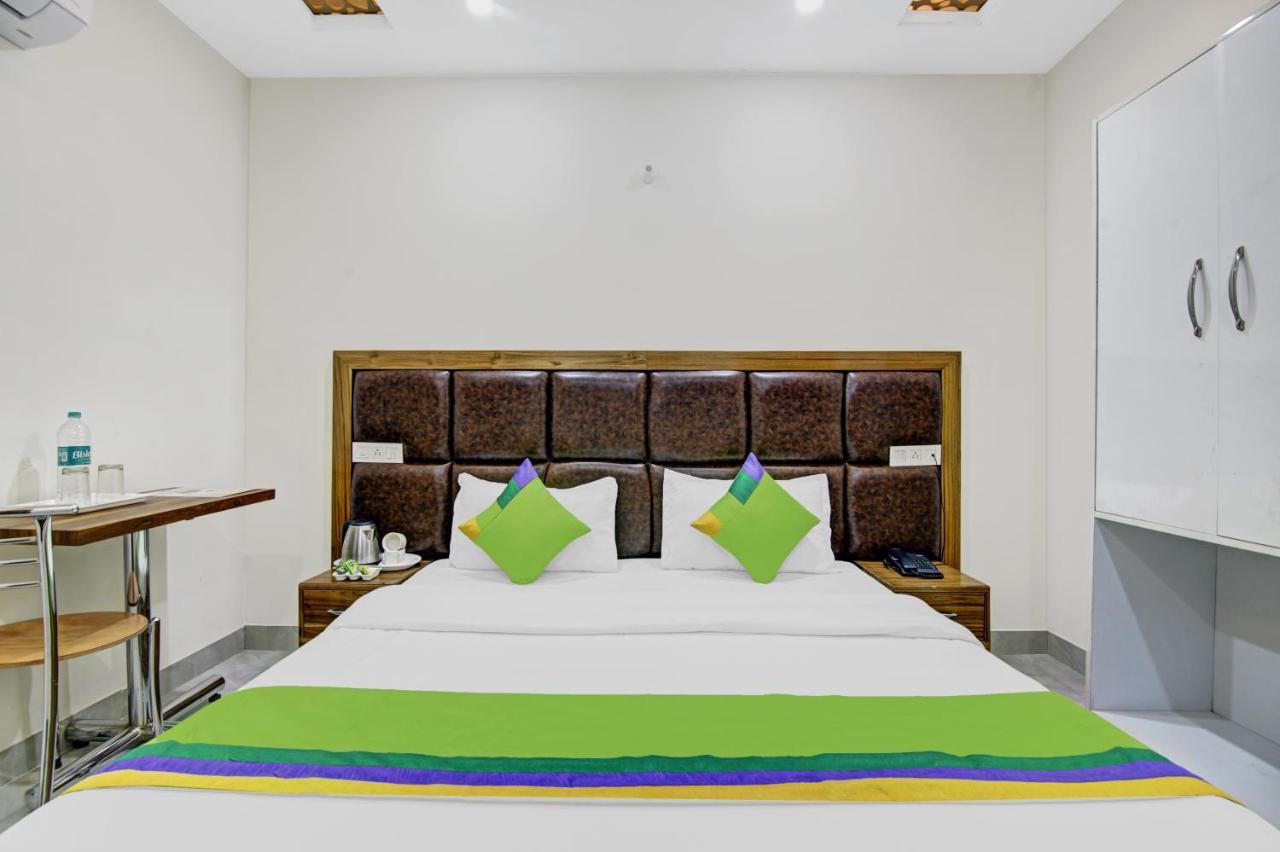 Hotel Treebo Royal Salute, Zirakpur Exterior foto