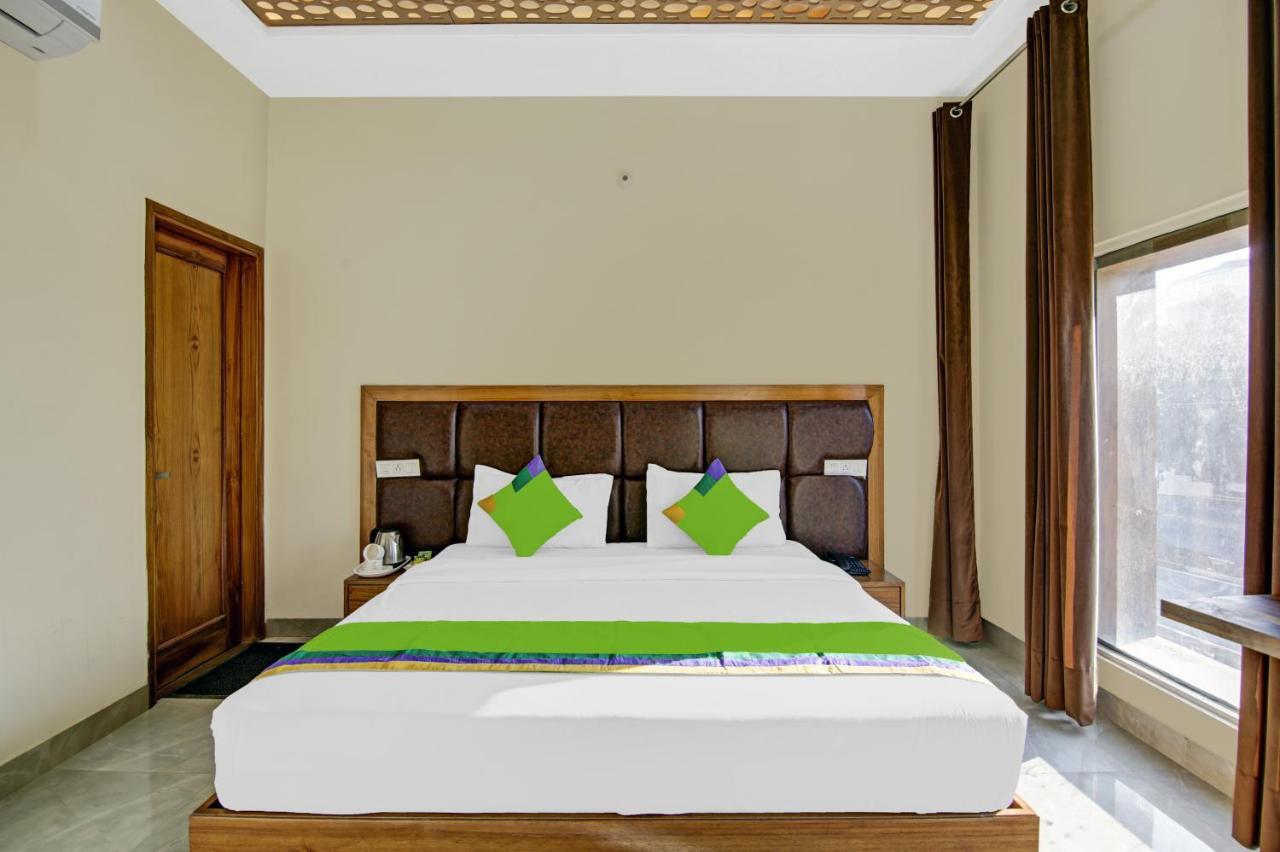 Hotel Treebo Royal Salute, Zirakpur Exterior foto